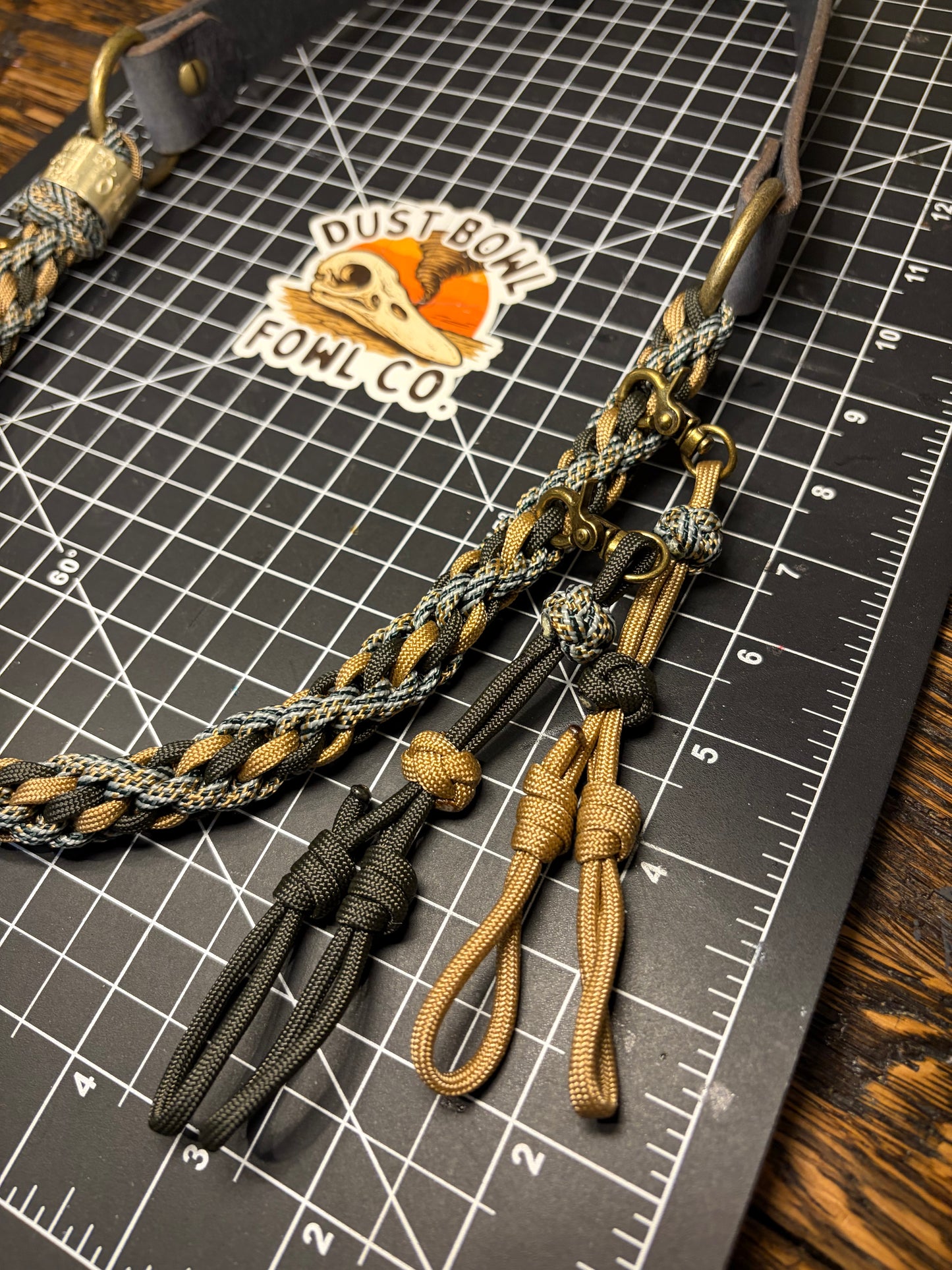 Leather x Half Round Lanyard - Gold Chain