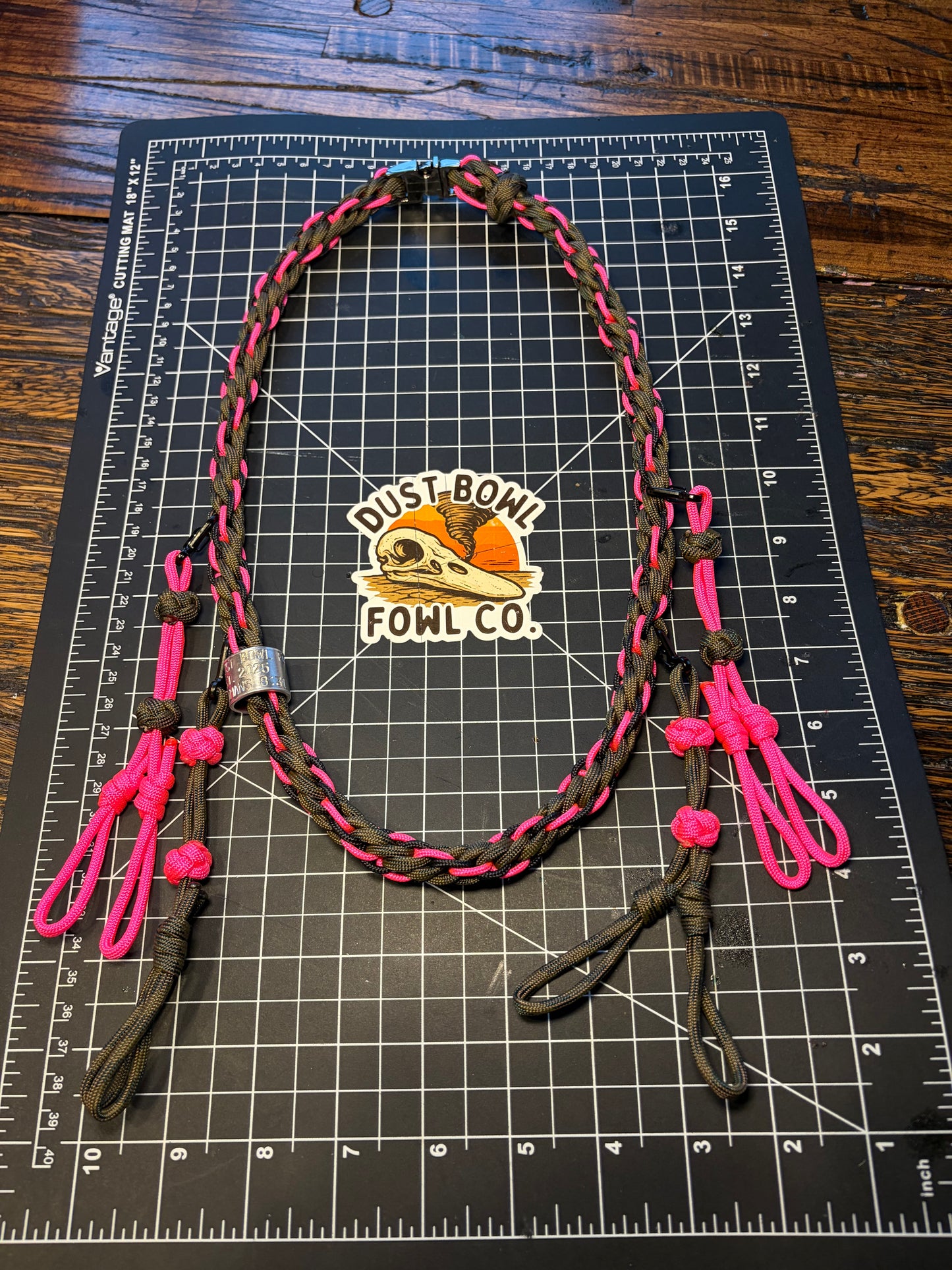 Shorty Round Braid Thin Line - Neon Pink