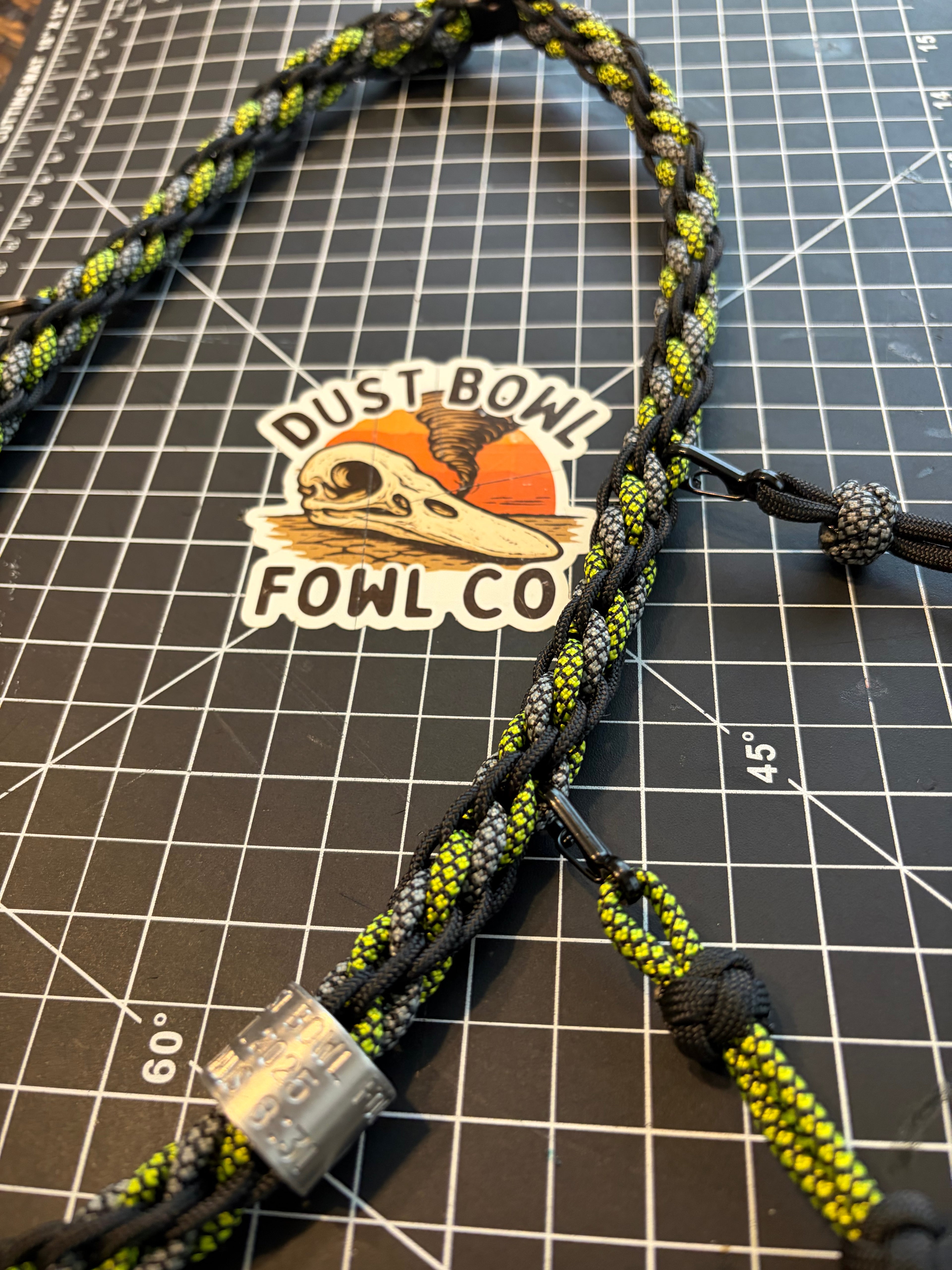 Shorty Round Braid Thin Line -  Toxic