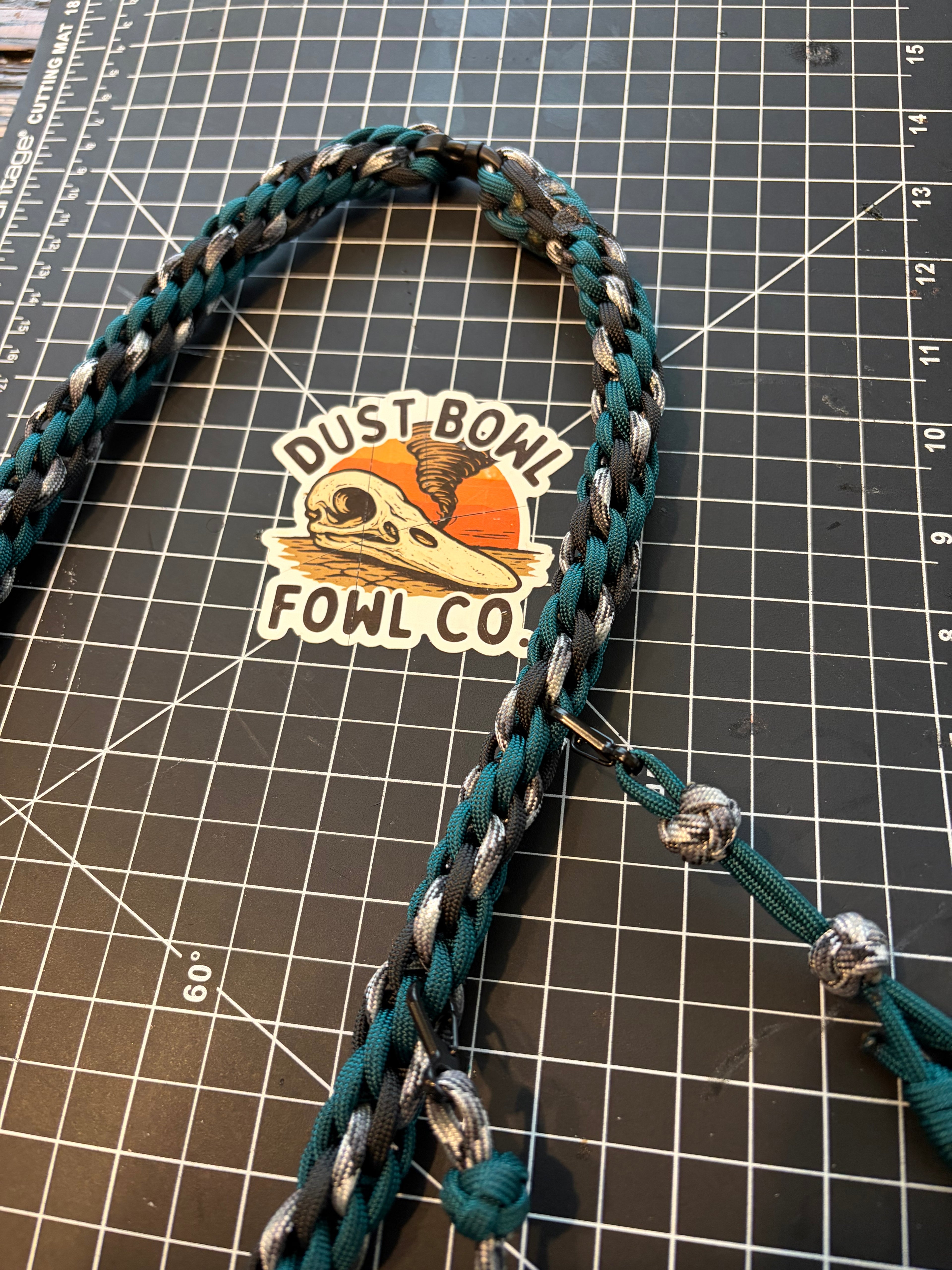 Shorty Round Braid - Eagles