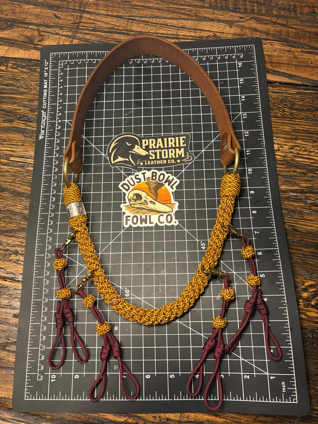 Leather x Half Round Lanyard - Hogwarts