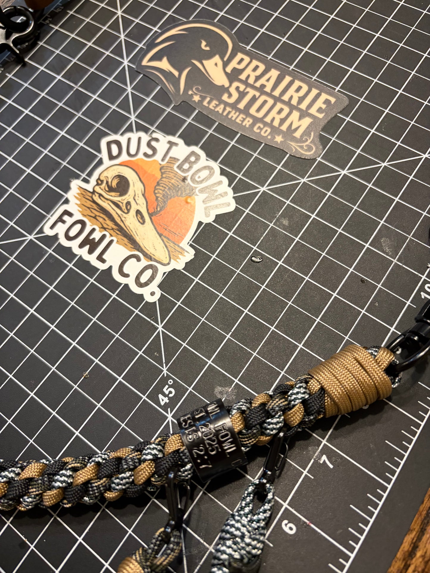 Hybrid Leather x Half Round Lanyard - Saint
