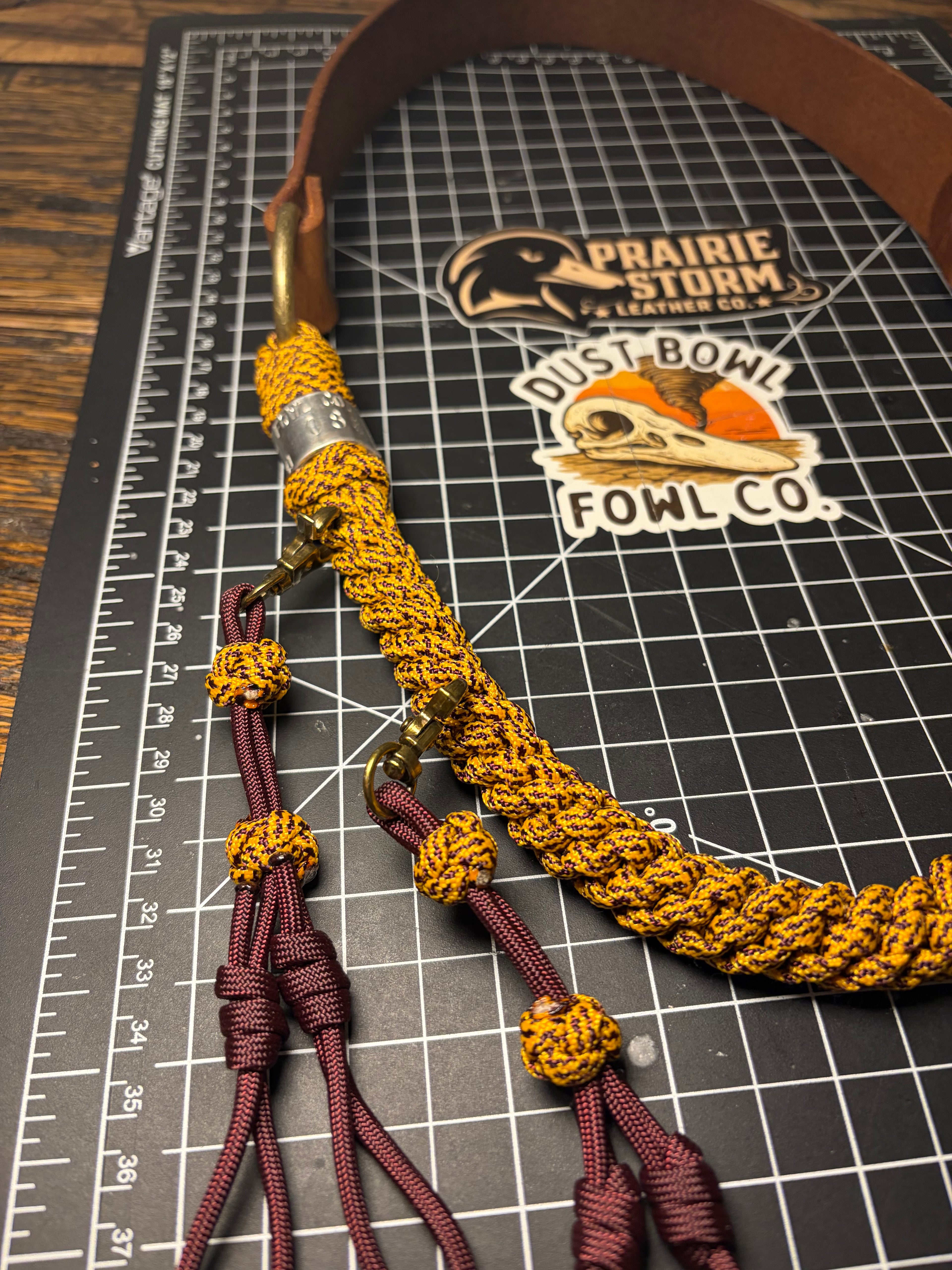 Leather x Half Round Lanyard - Hogwarts