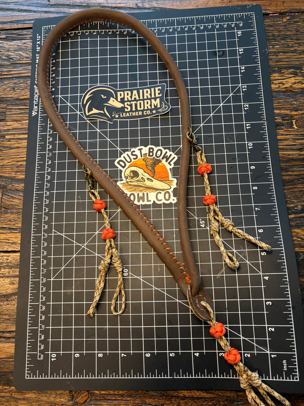 Leather x paracord hybrid lanyard -  Orange Rattler