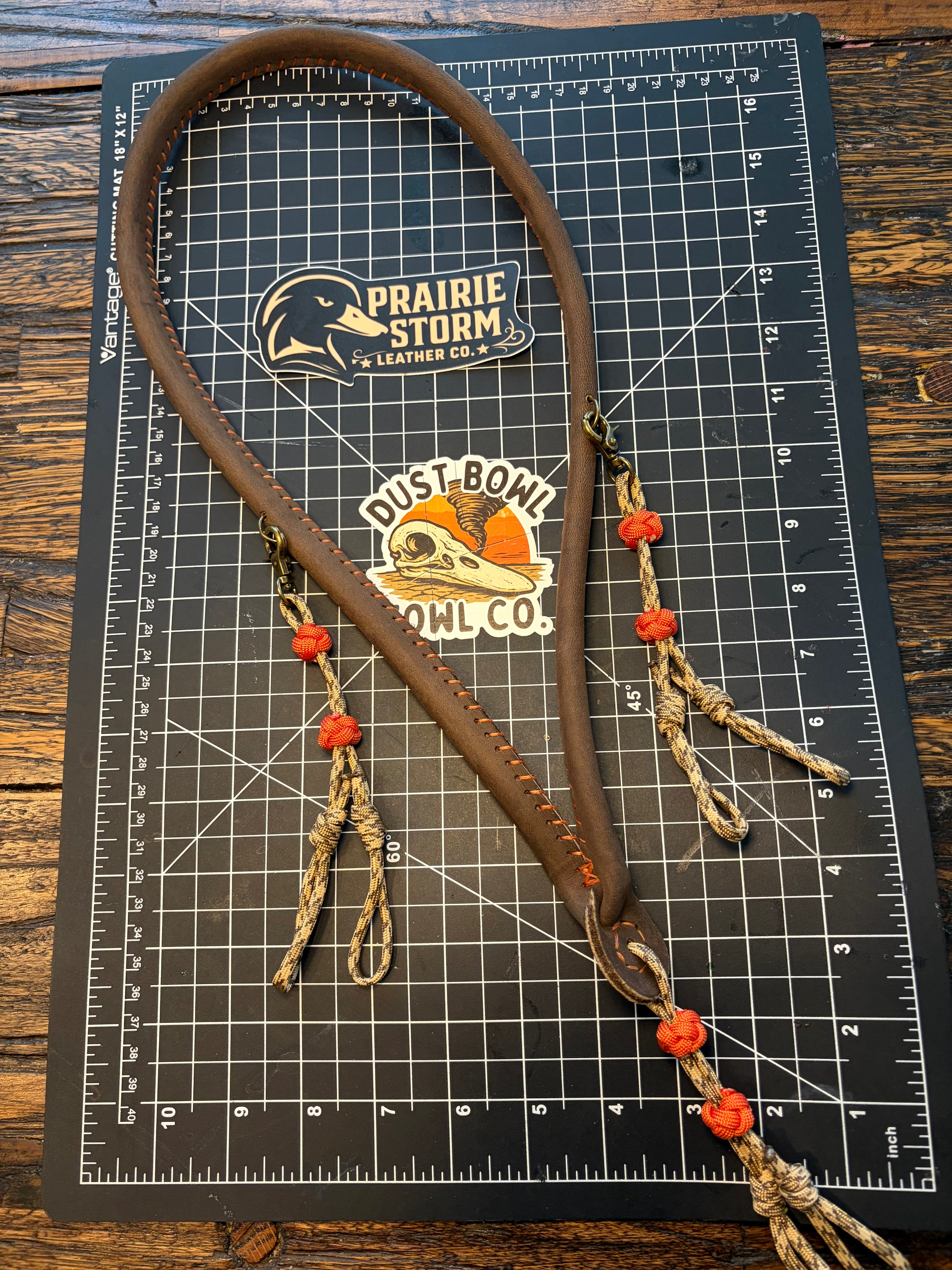 Leather x paracord hybrid lanyard -  Orange Rattler