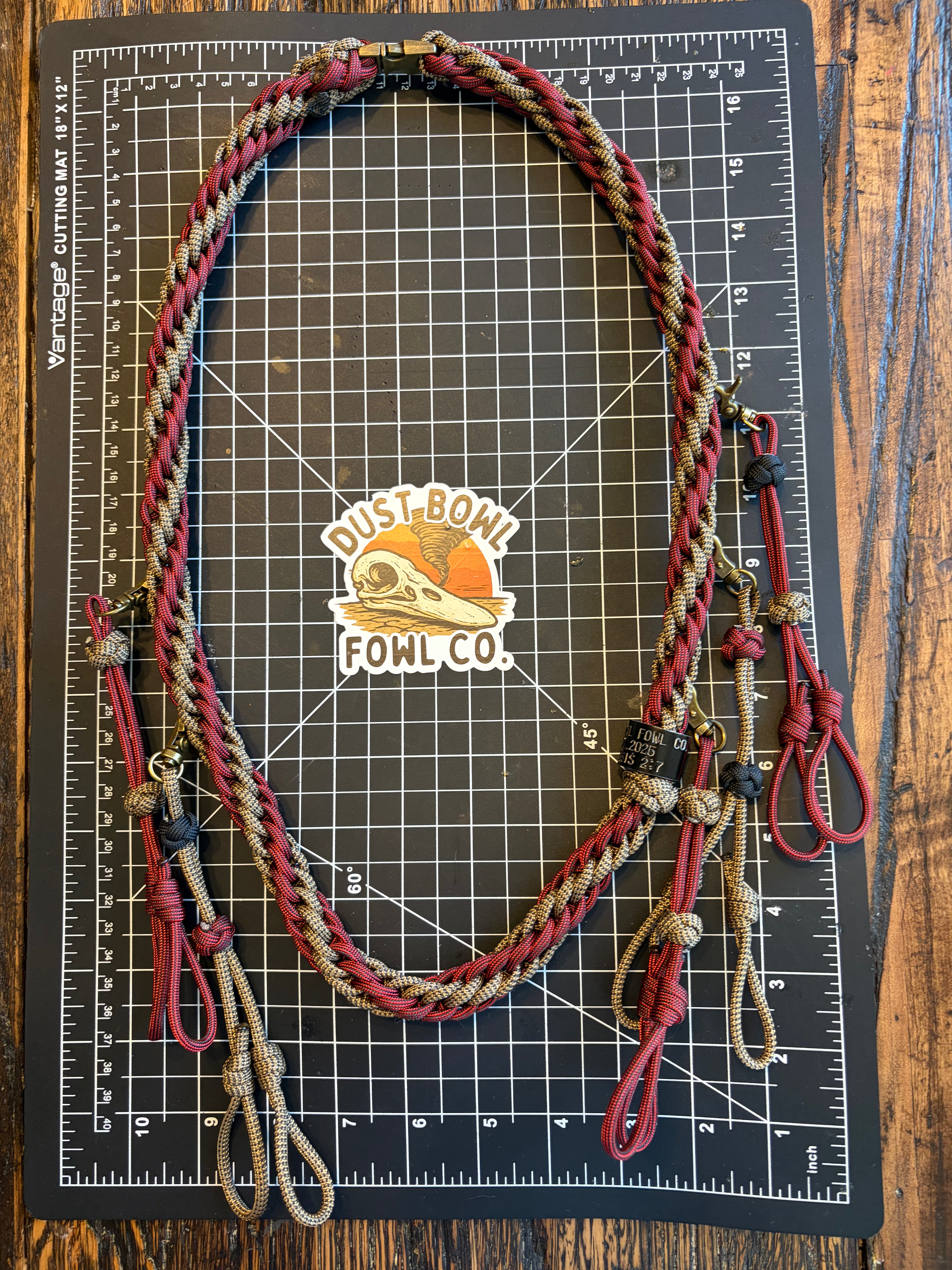 Shorty Round Braid 5 drop - Burgundy & Gold