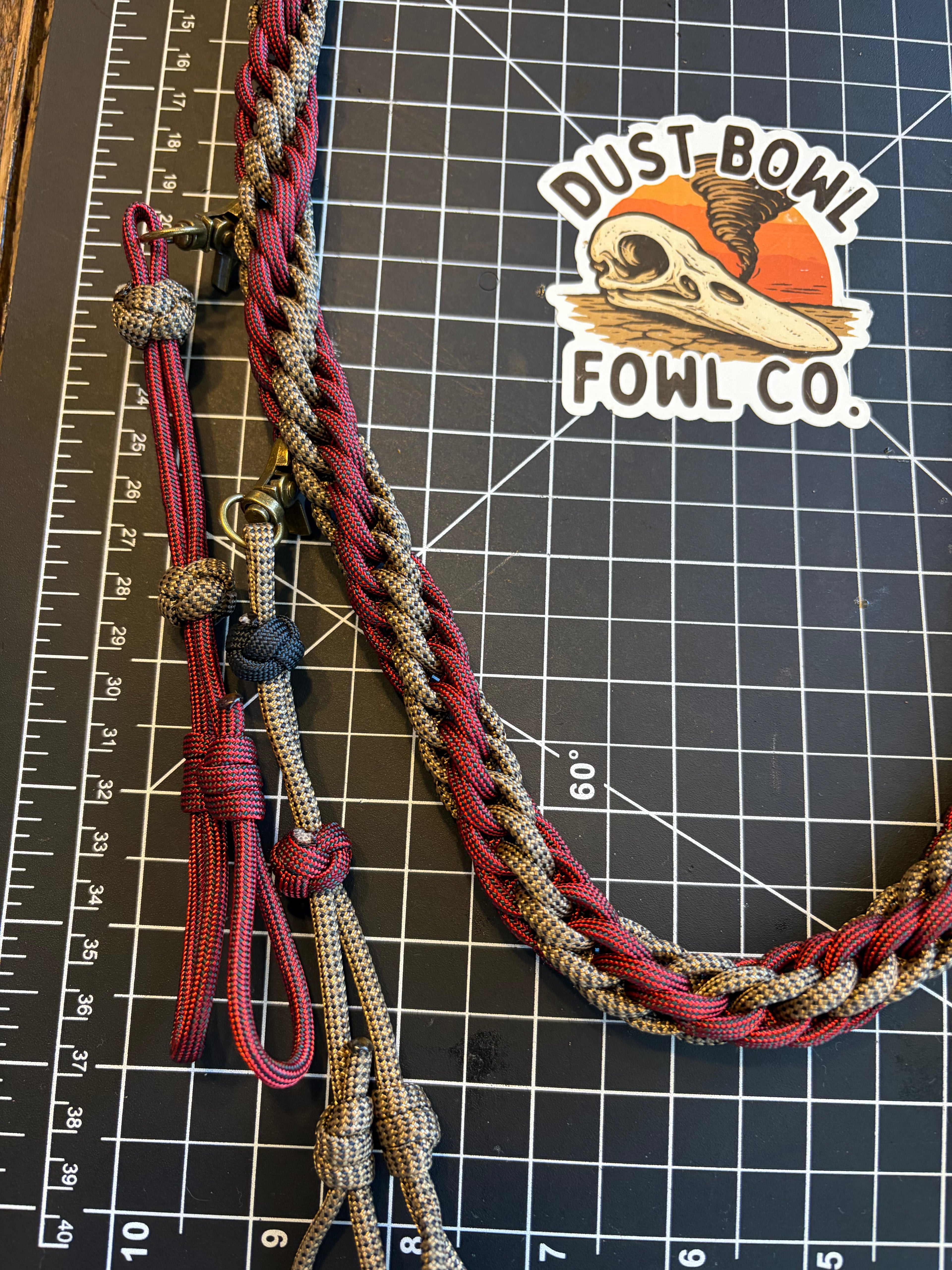 Shorty Round Braid 5 drop - Burgundy & Gold