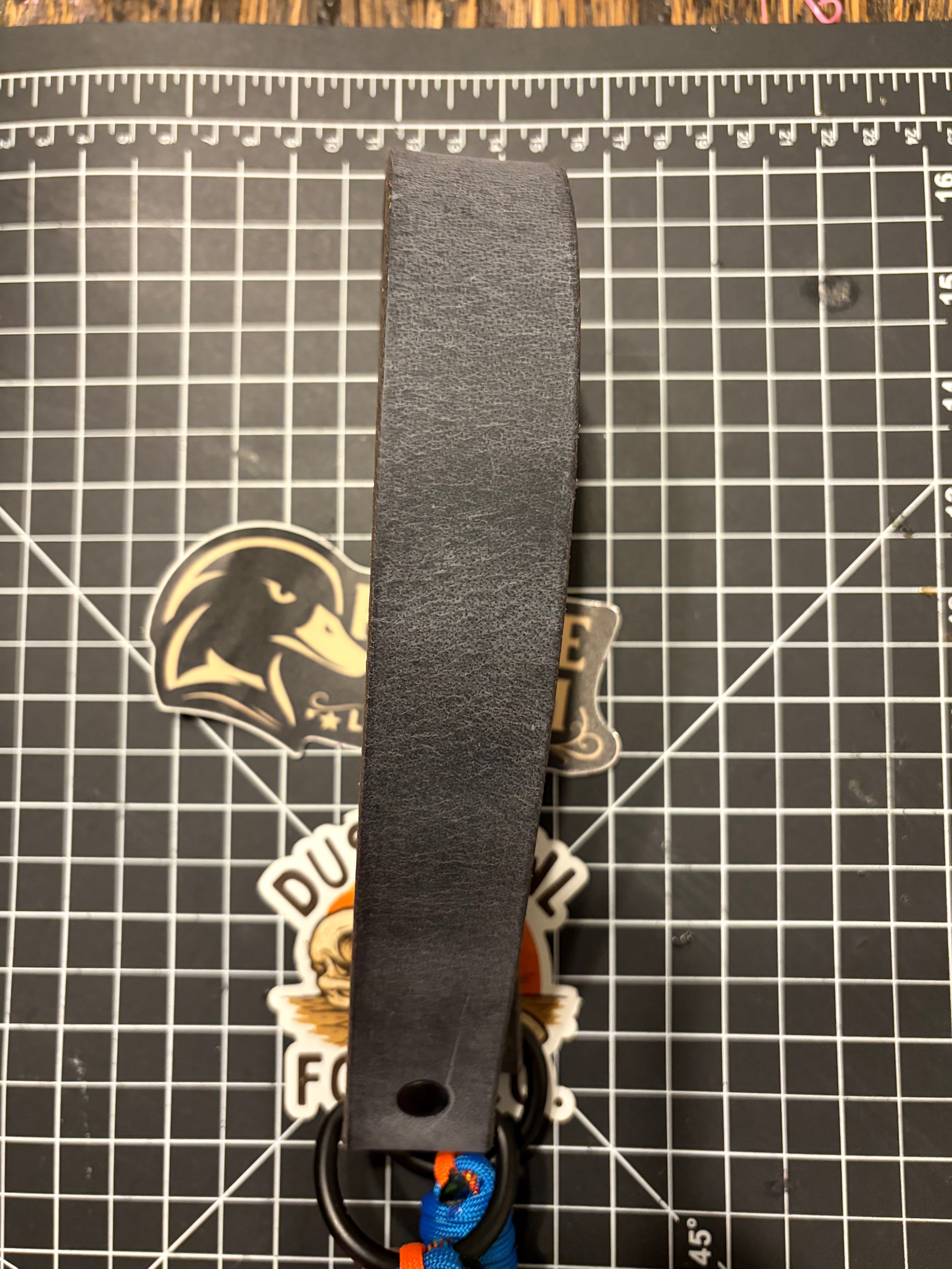 Leather x Half Round Lanyard - Thunder Up!