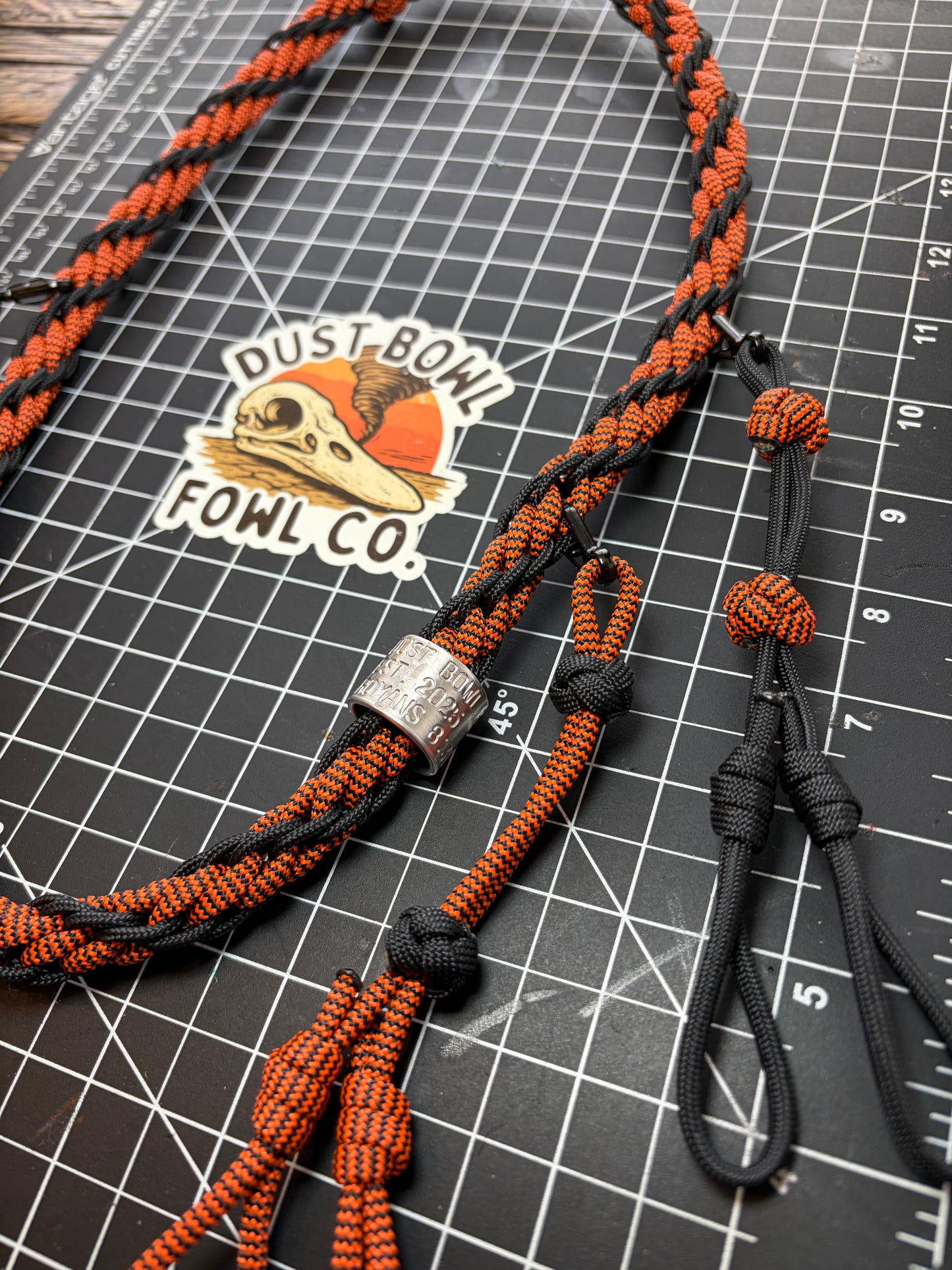 Shorty Round Braid Thin Line - Fall Y’all