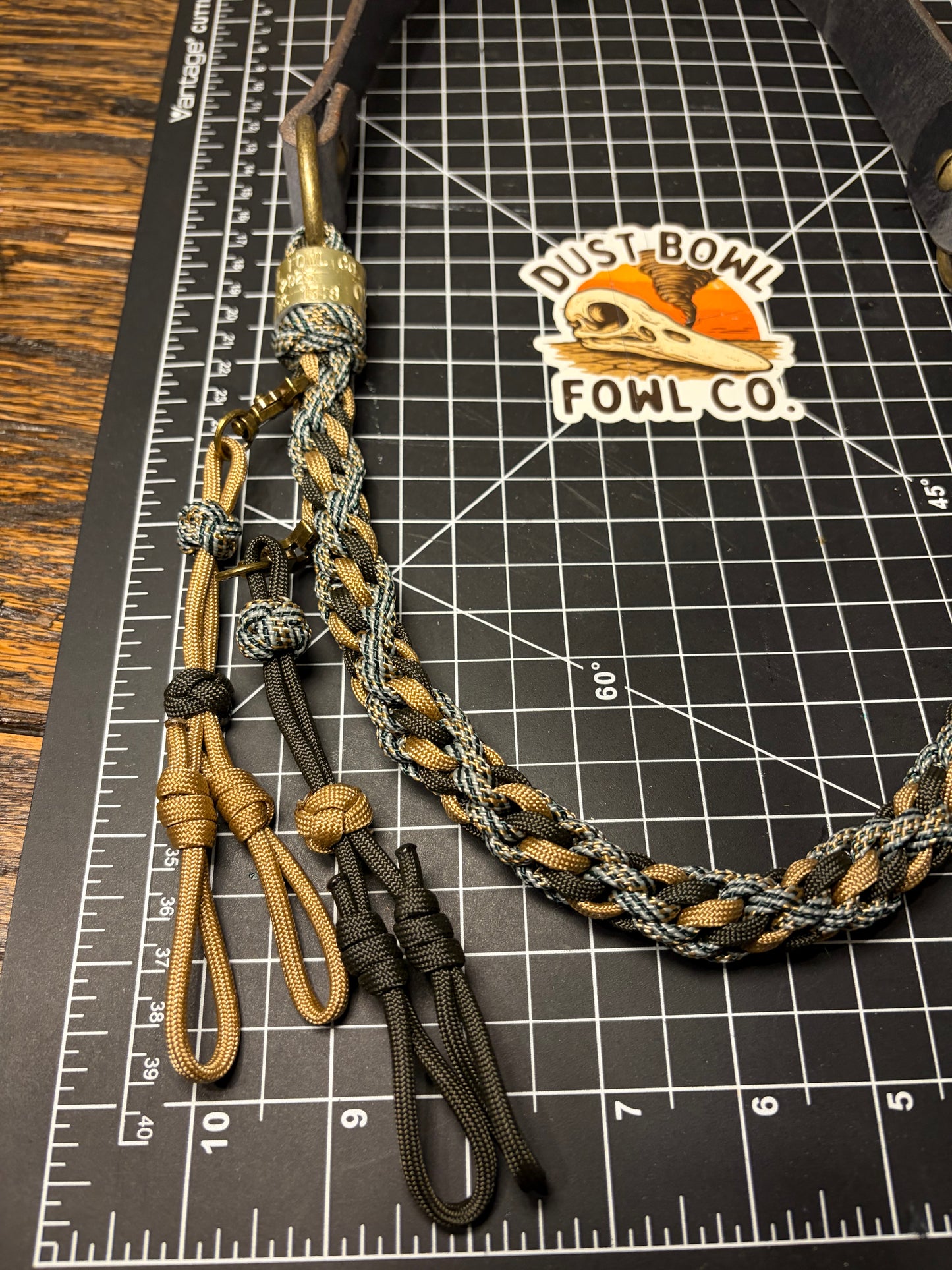 Leather x Half Round Lanyard - Gold Chain