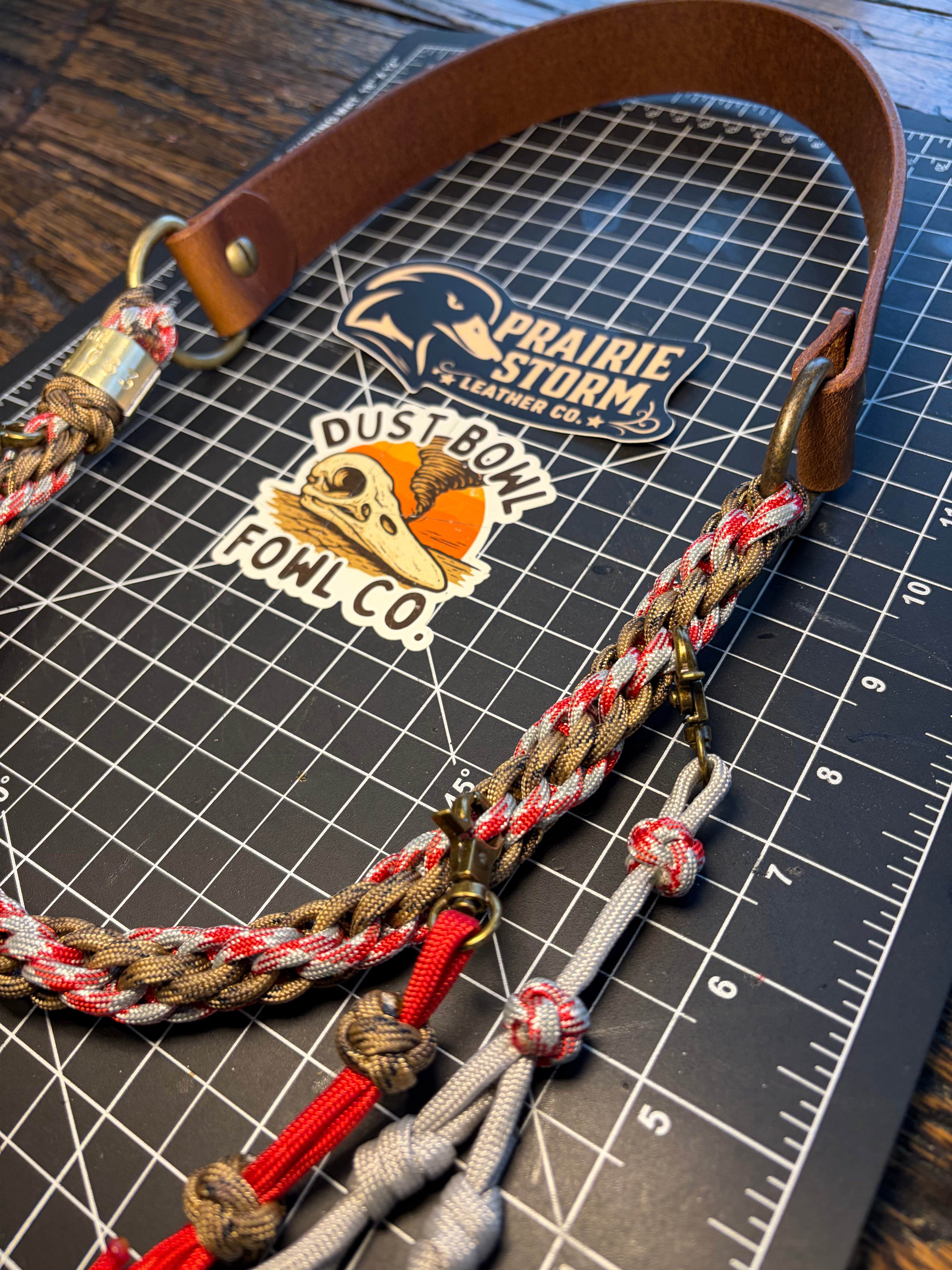 Leather x Half Round Lanyard - Red x Camo