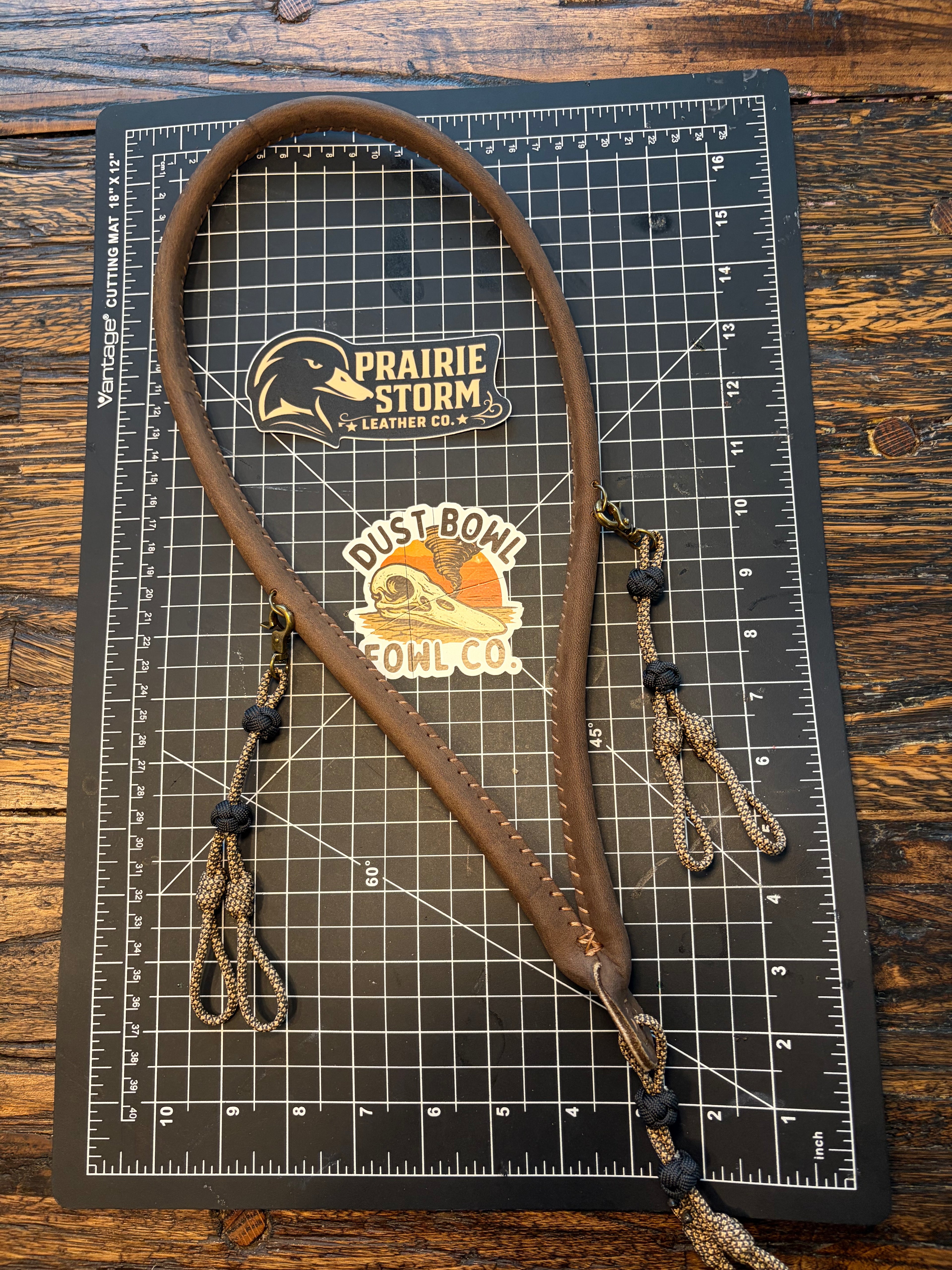 Leather x paracord hybrid lanyard -  Black Diamonds