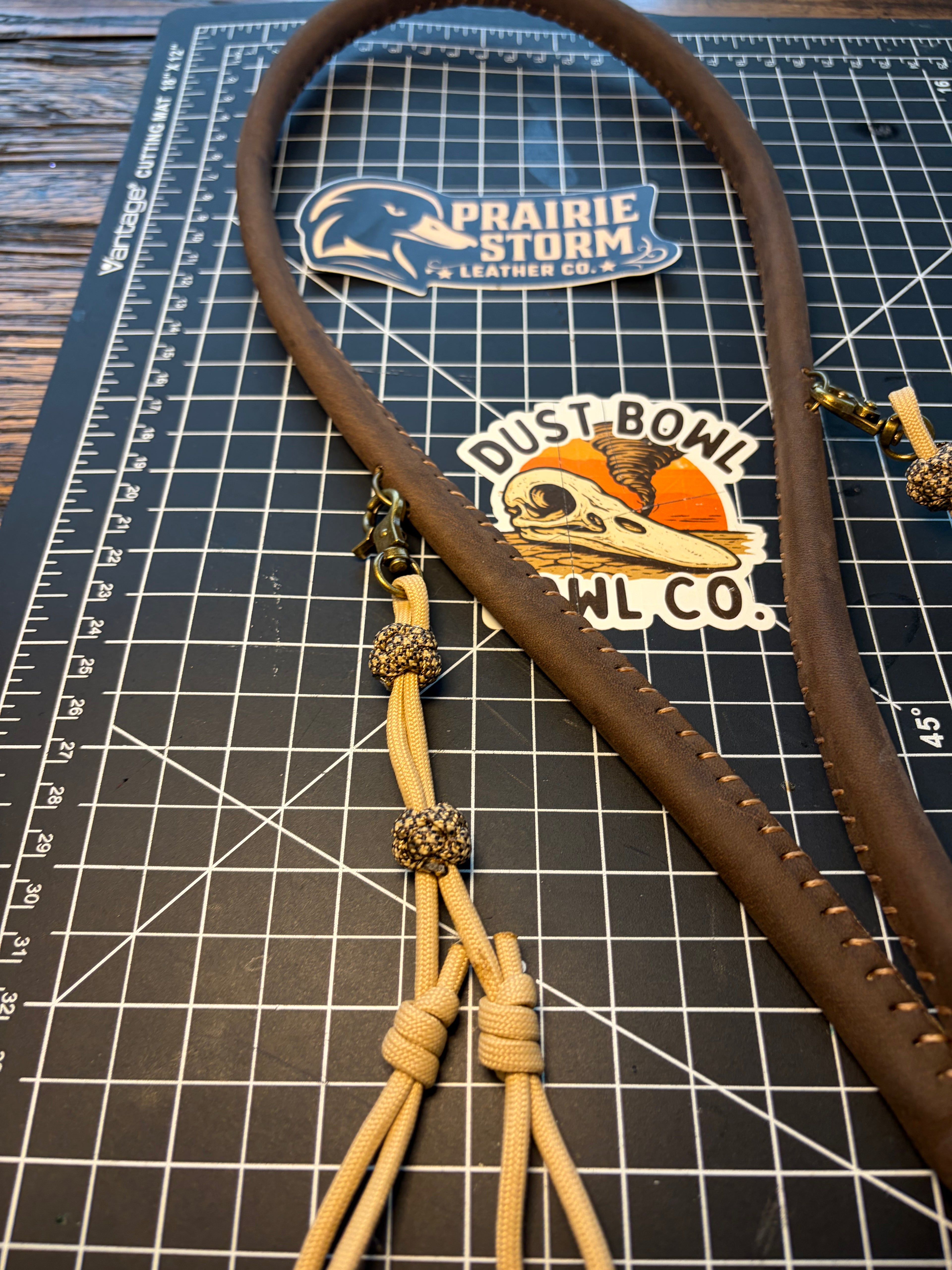 Leather x paracord hybrid lanyard -  Tan Diamonds