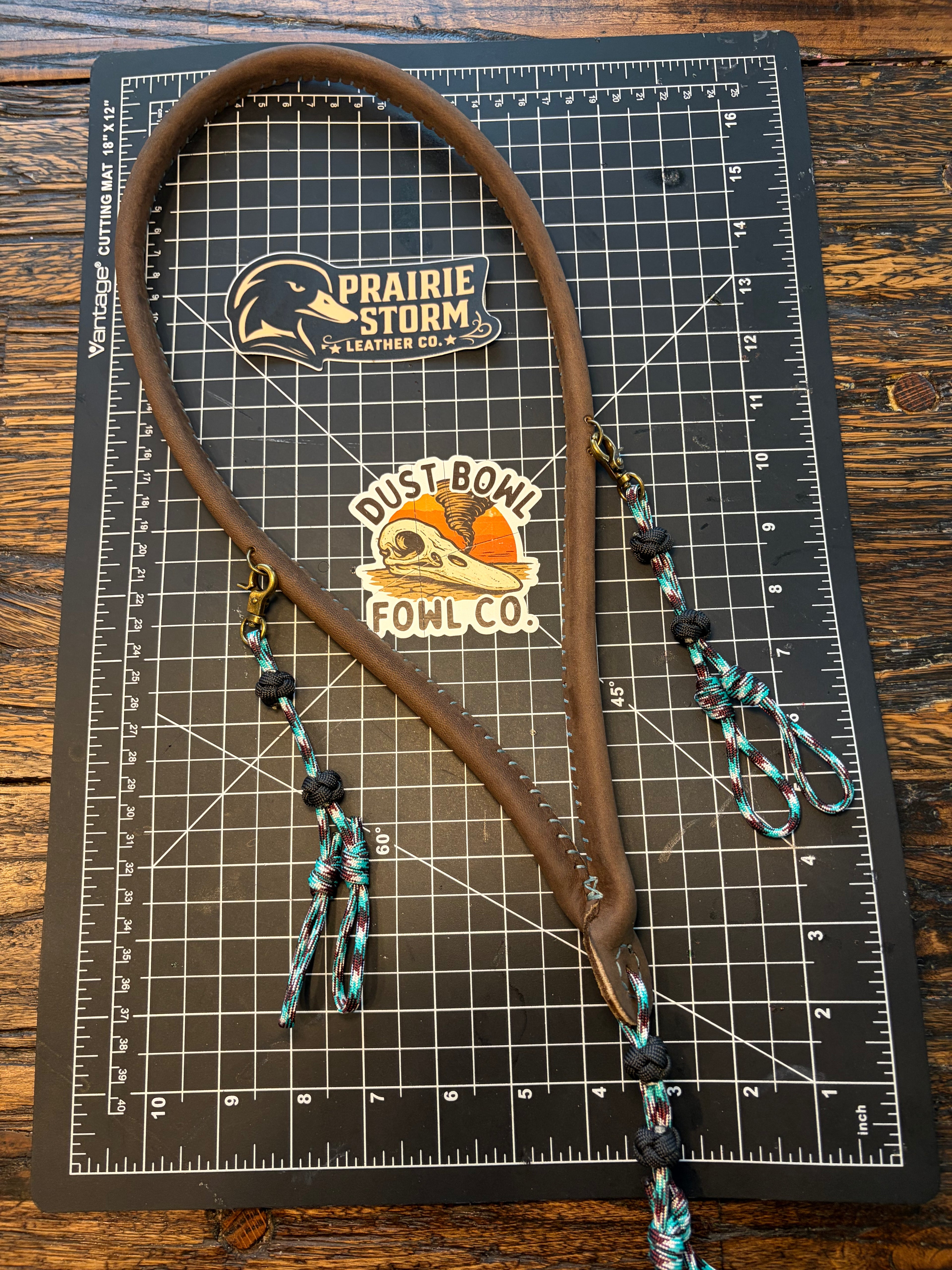 Leather x paracord hybrid lanyard - Blue Western
