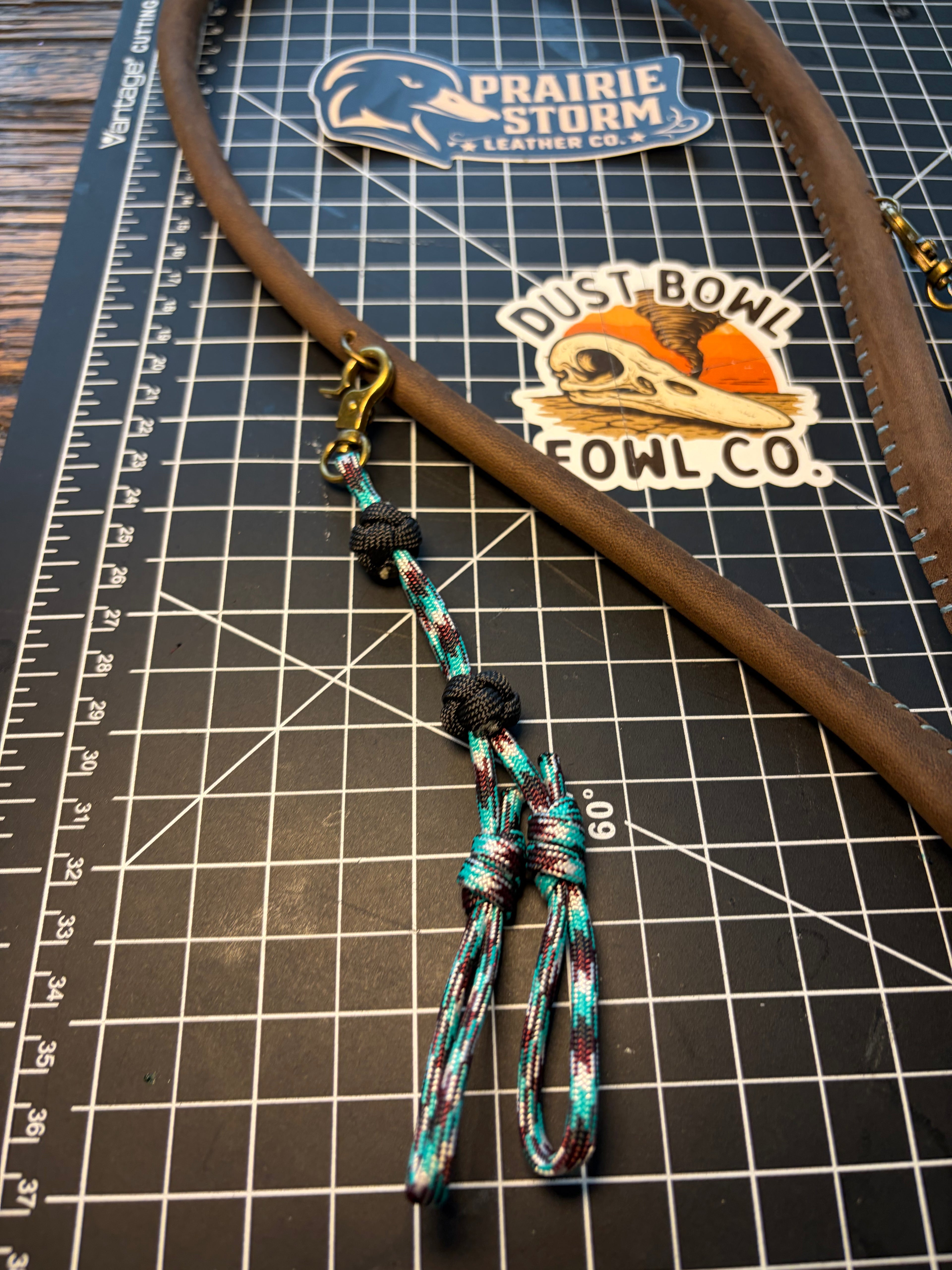 Leather x paracord hybrid lanyard - Blue Western