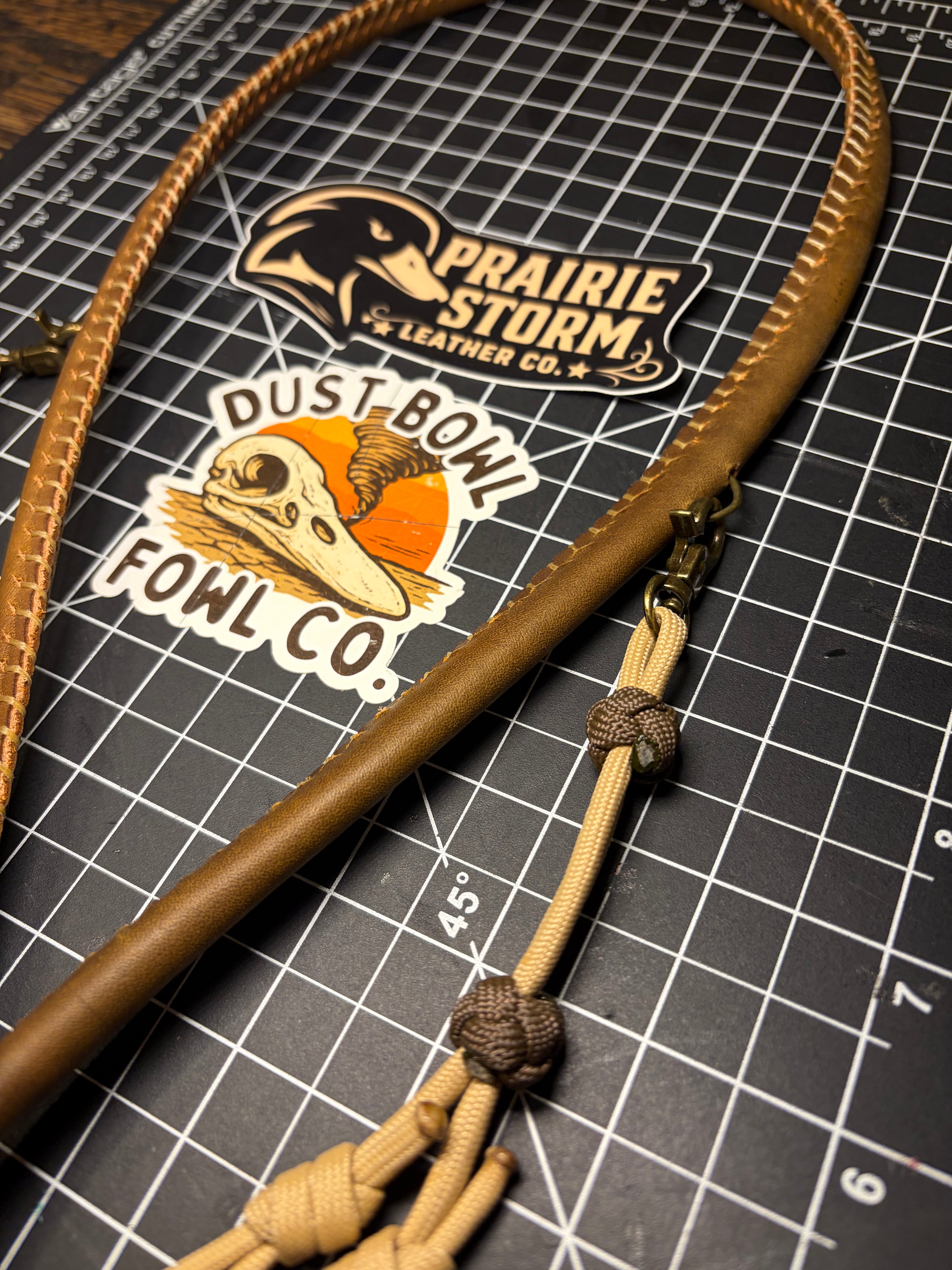 Leather x paracord hybrid lanyard - Saddle Tan