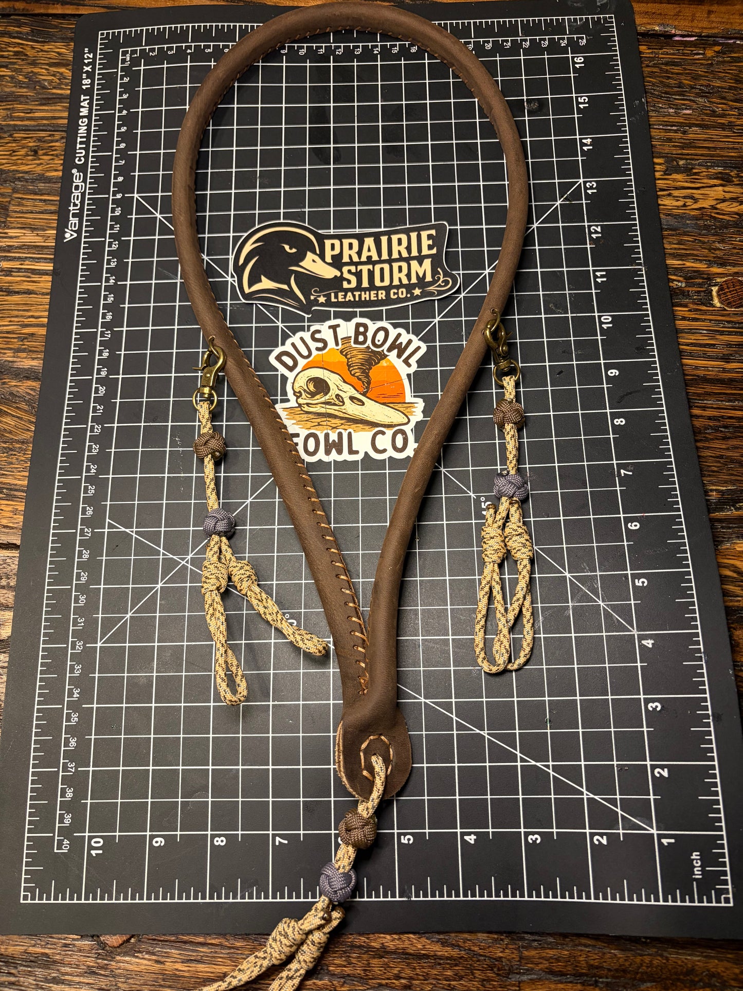 Leather x paracord hybrid lanyard - Tan Camo