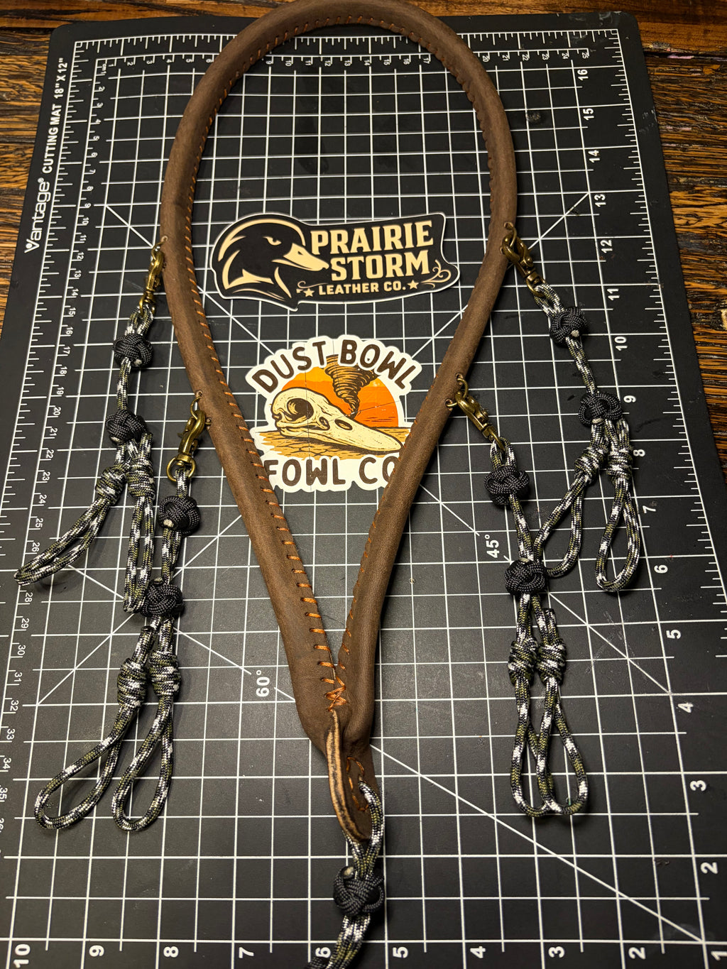 Leather x paracord hybrid lanyard - Olive Camo