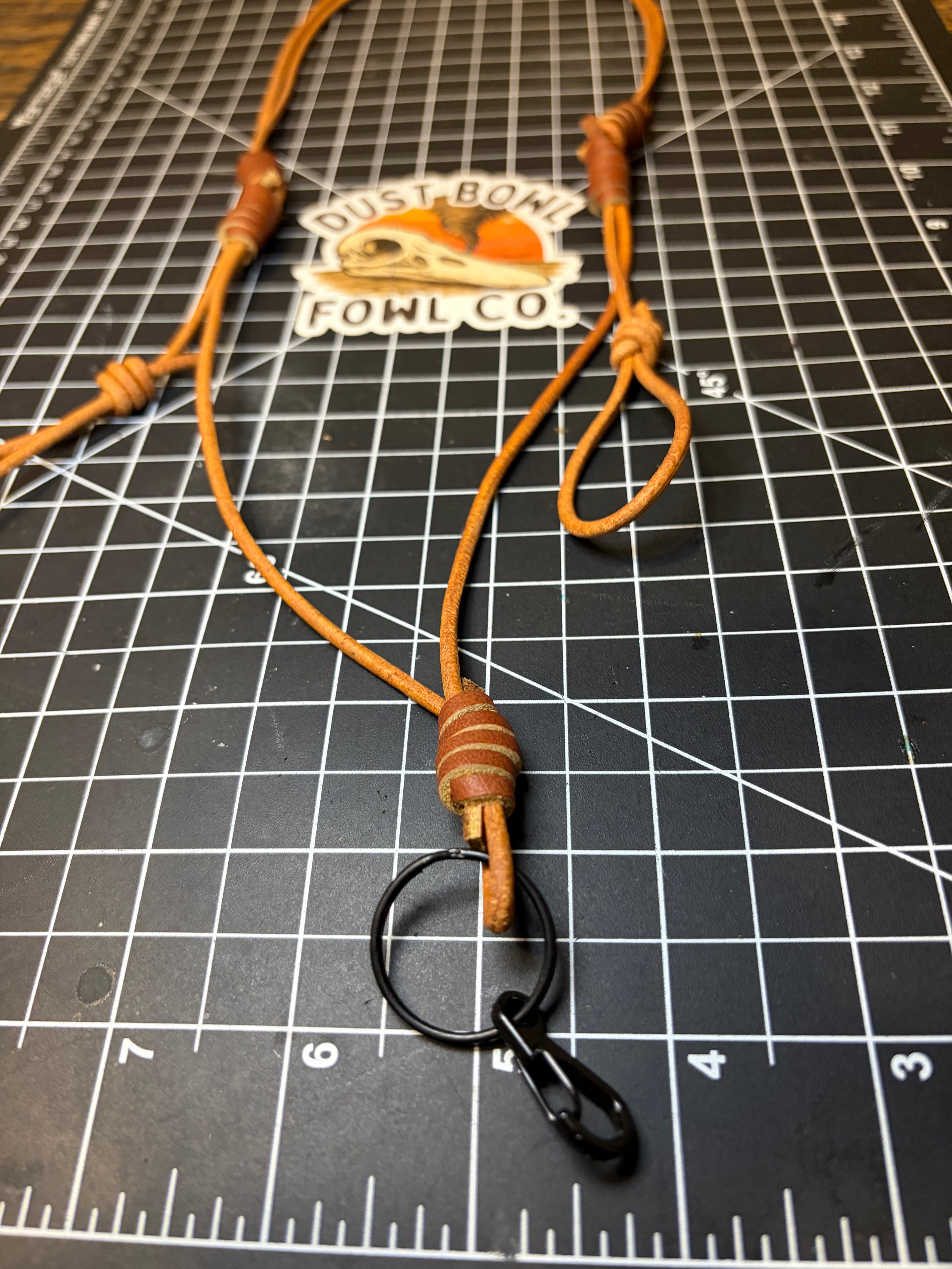 Minimalist leather - Saddle x rawhide