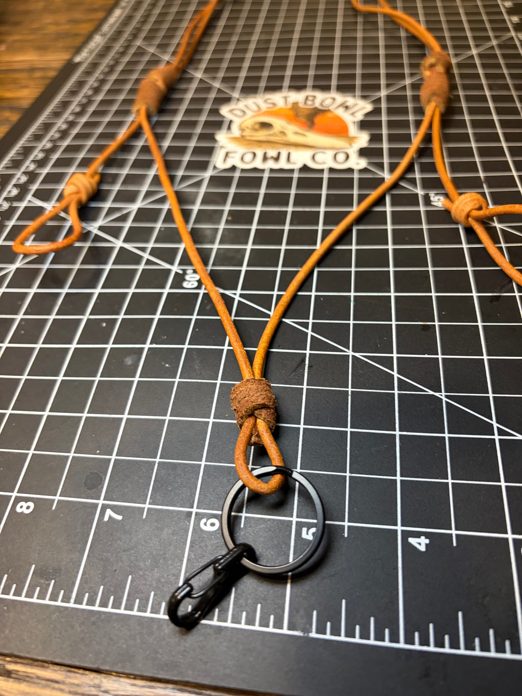 Minimalist leather - Saddle x rawhide 2