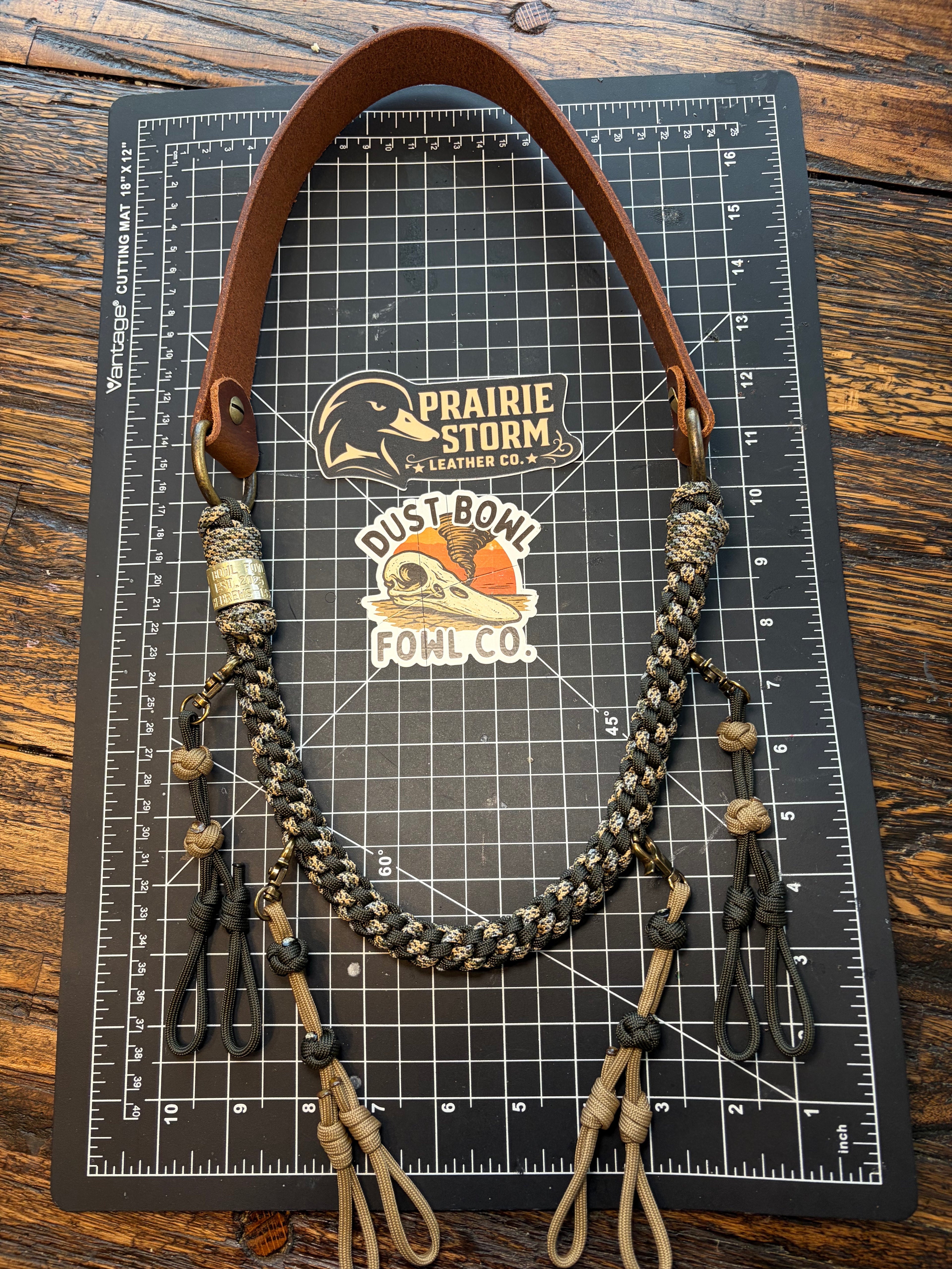 Leather x Half Round Lanyard - Forrest Green