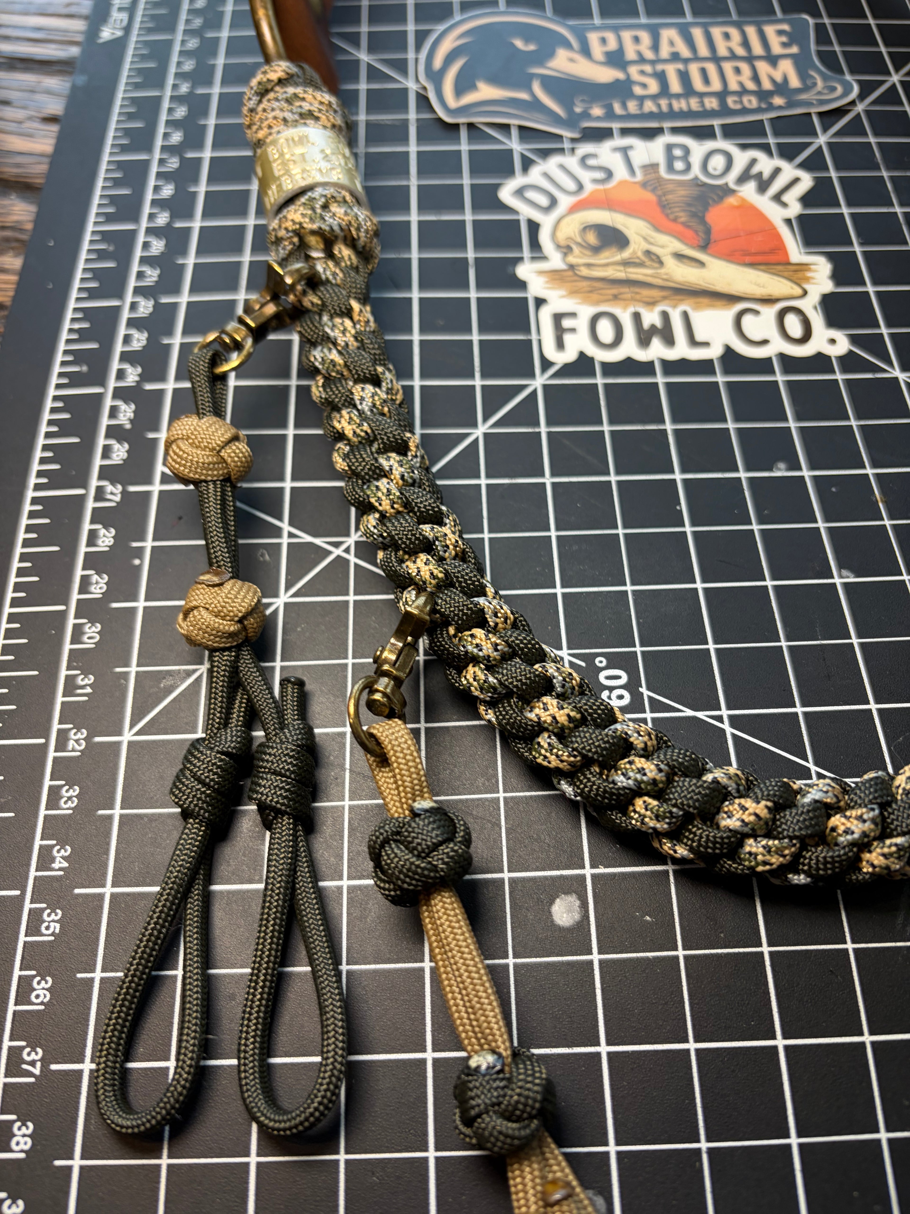 Leather x Half Round Lanyard - Forrest Green